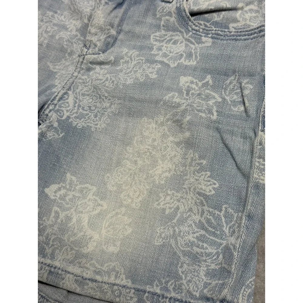 Seven 7 Denim Shorts Womens 4 Light Wash Bermuda Floral Print Stretch Bonnaro‎